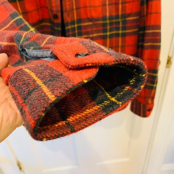 Men's Wallace and Barnes Plaid Flannel Shirt Size Medium - Picture 4 of 8
